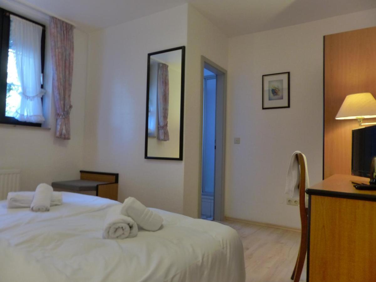 Hotel Zur Post Dabringhausen - Contactless Self Check-In Wermelskirchen Kültér fotó